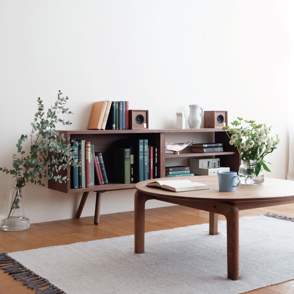 ES Box 142 / walnut