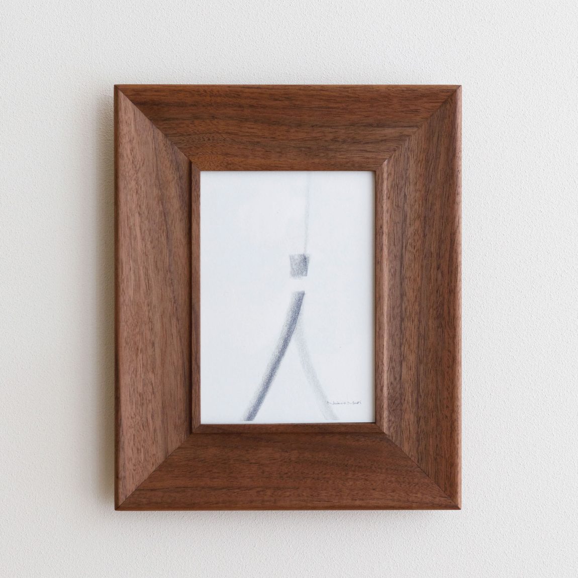 PETALO A5 walnut (Picture B)